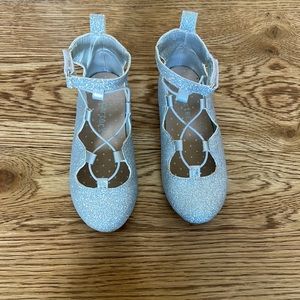Girls dress shoes size 9